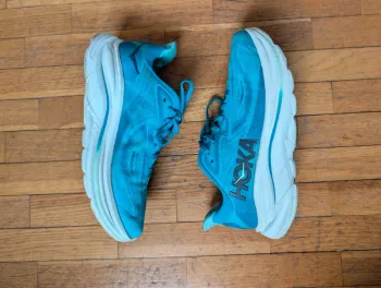 Hoka Clifton 10 Wide Running Shoes usato