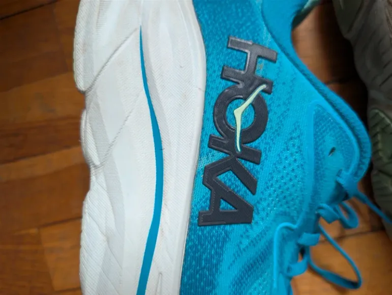 Hoka Clifton 10 Wide bike usato — immagine 5 di 7