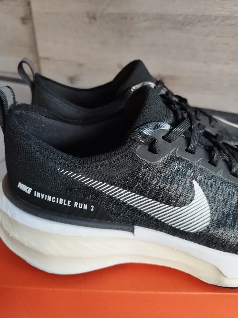 Nike Zoomx Invincible Run 3 bike d'occasion — image 3 sur 15