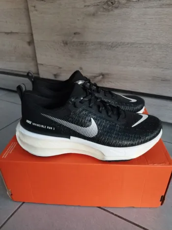 Nike Zoomx Invincible Run 3 Running Shoes d'occasion