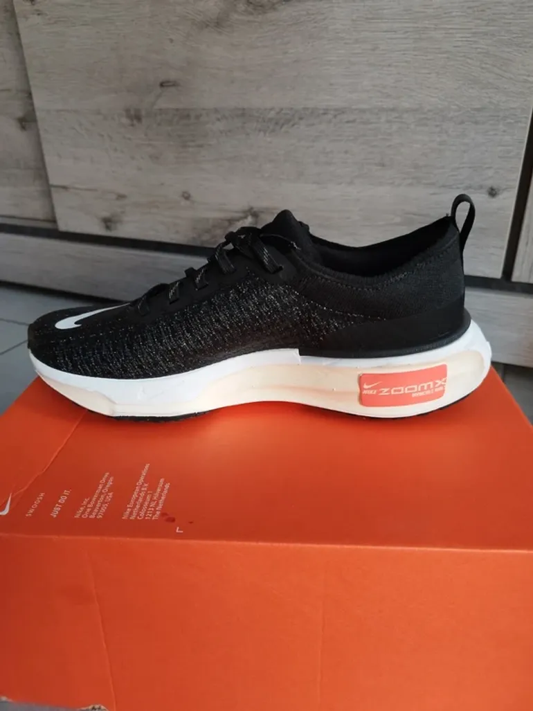 Nike Zoomx Invincible Run 3 bike d'occasion — image 7 sur 15