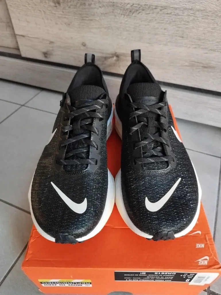 Nike Zoomx Invincible Run 3 bike d'occasion — image 4 sur 15