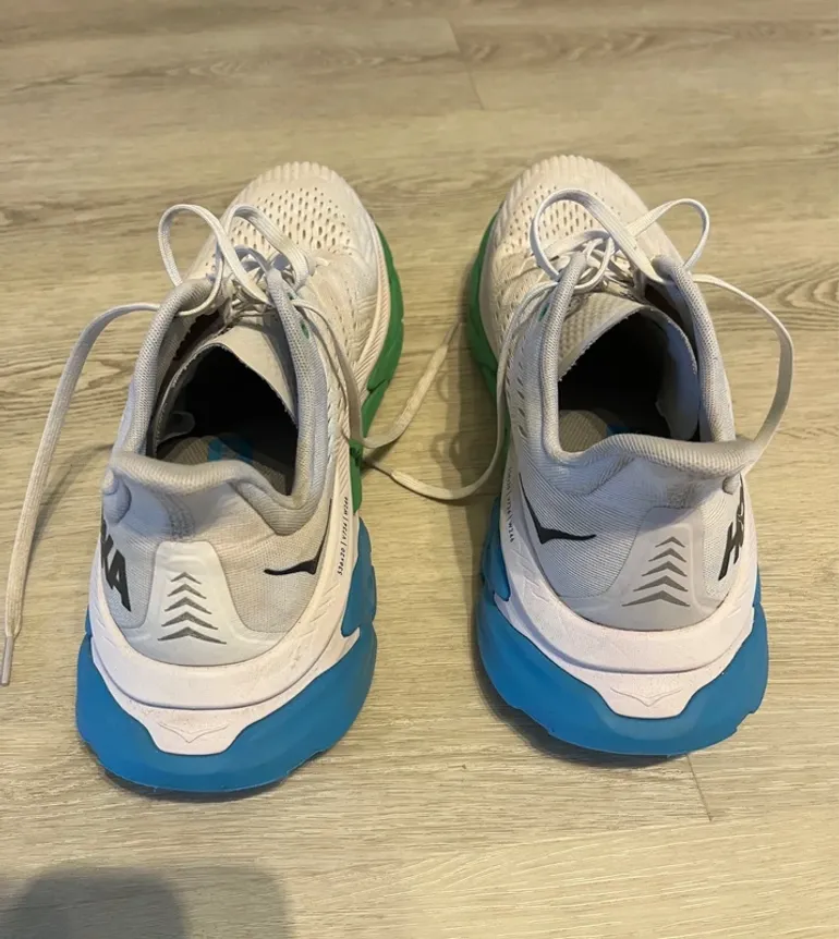 Hoka Clifton bike usato — immagine 4 di 9