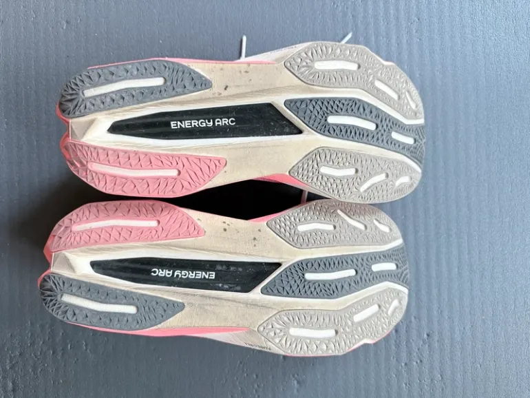 Used New Balance Elite Phantom bike — image 4 of 4