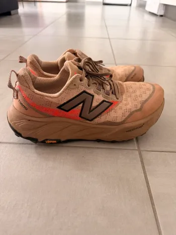 Used New Balance Fresh Foam X Hierro v9 Running Shoes