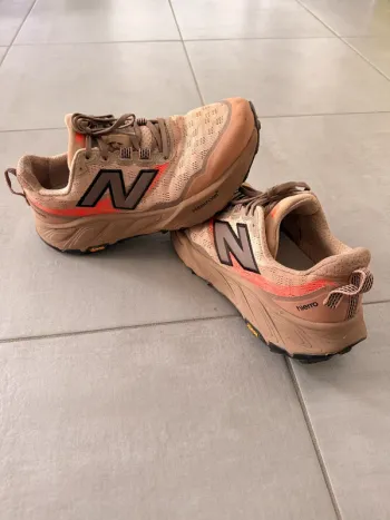 Used New Balance Fresh Foam X Hierro v9 bike — image 2 of 7