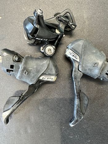 Used Shimano 105 R5800 Shifters and Rear Derailleur Drivetrain & Pedals