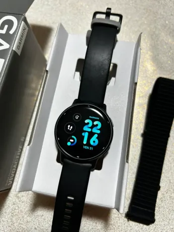 Used Garmin vivoactive 5 Electronics