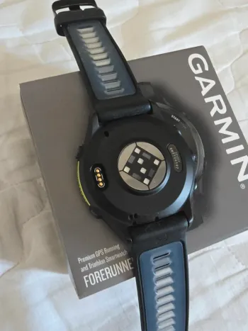 Used Garmin Forerunner 970 bike — image 5 of 7