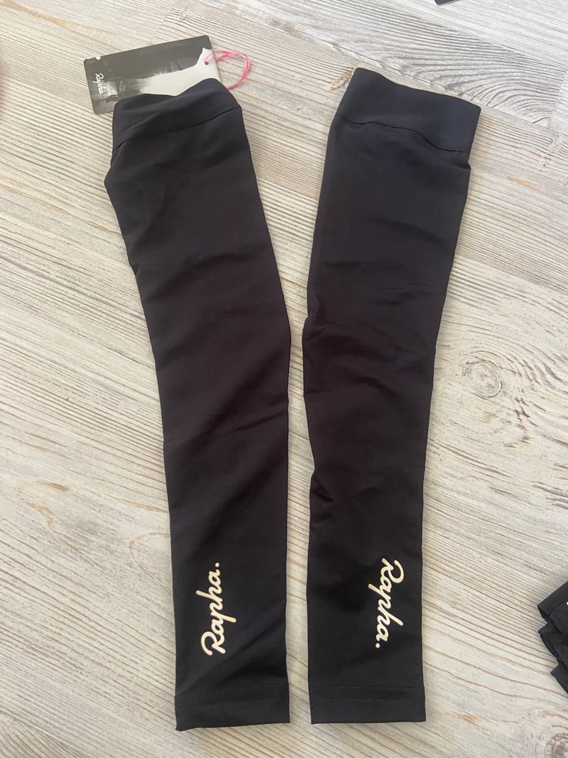 ウェア Pas Normal Studios T.K.O Arm Warmers M 自転車 Pas Normal Studios T.K.O Arm Warmers M