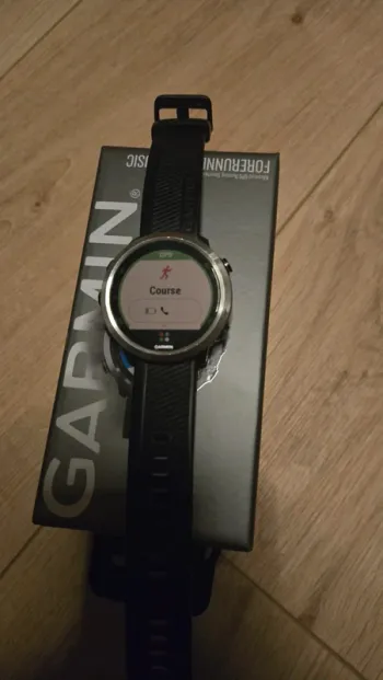 Použité Garmin Forerunner 645 Music Electronics