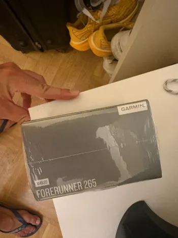 Used Garmin Forerunner 265 bike — image 2 of 3