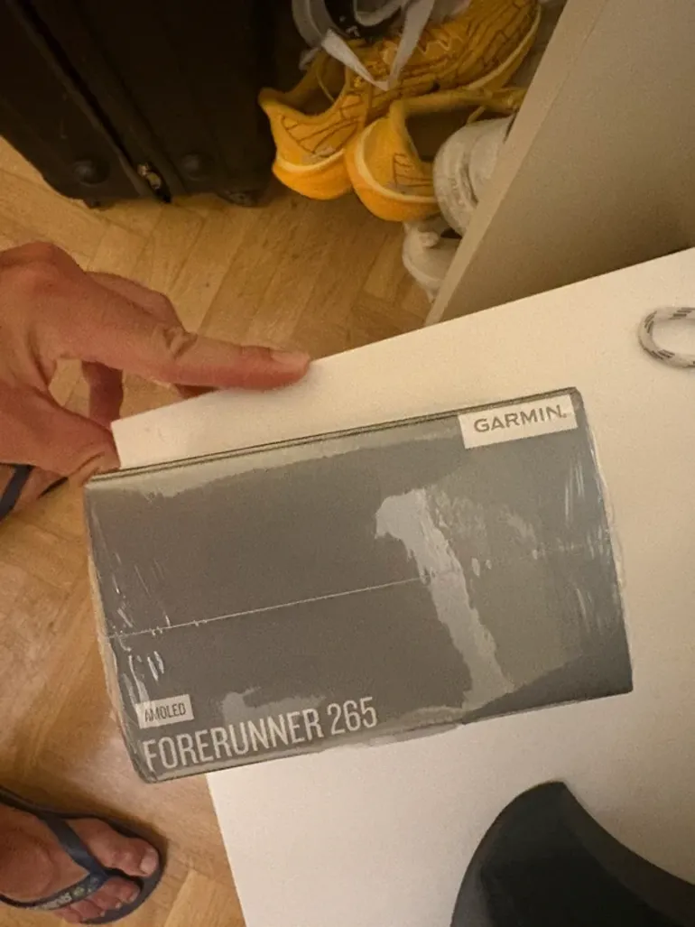 Used Garmin Forerunner 265 bike — image 2 of 3