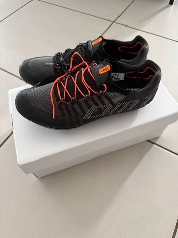 Used Dmt Pogi's Superlight Cycling Shoes