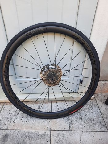 Used Bontrager Paradigm SL + Aeolus Pro 3 Wheels bike — image 2 of 4