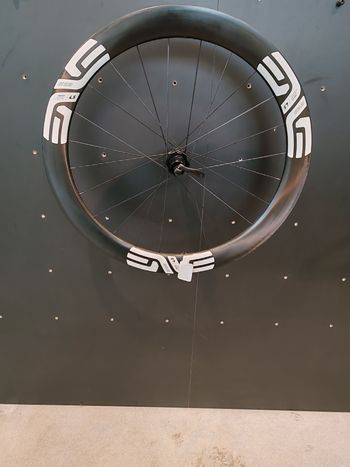 Brugt Enve SES 4.5 Wheels 2025 bike — billede 2 af 2