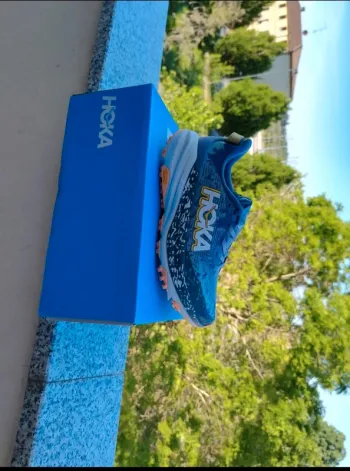 Gebrauchtes Hoka Speedgoat 6 Running Shoes