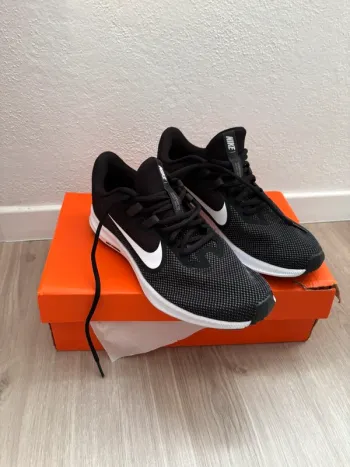 Nike Downshifter 9 Running Shoes de segunda mano
