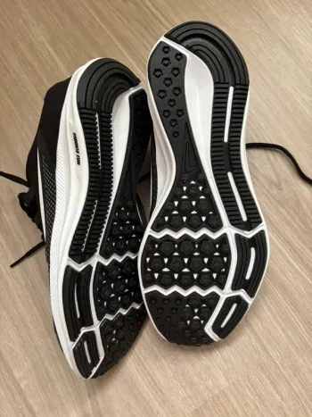 Nike Downshifter 9 bike usato — immagine 2 di 4