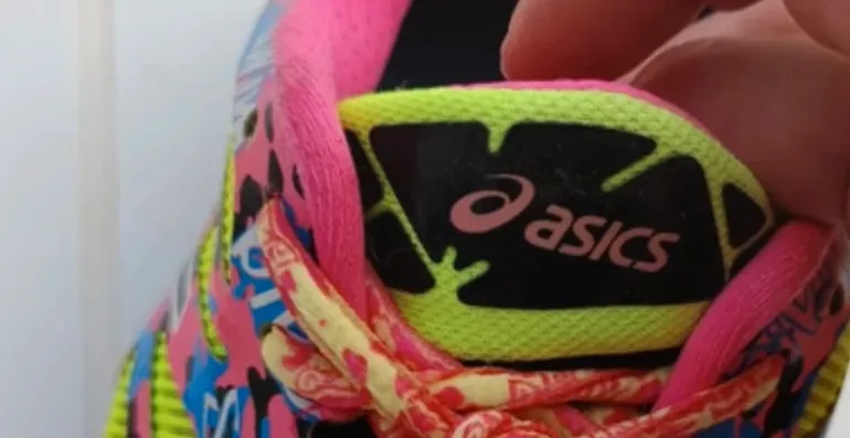 Used Asics Running Shoes bike — image 4 of 10