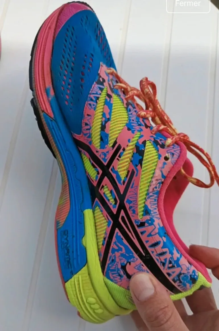 Used Asics Running Shoes bike — image 7 of 10
