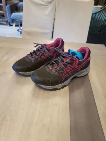 Używany Asics Gel Sonomètre bike — zdjęcie 4 z 15