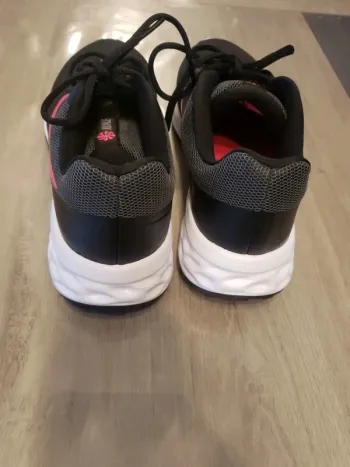 Rose Nike Running Schuhe bike usato — immagine 21 di 30