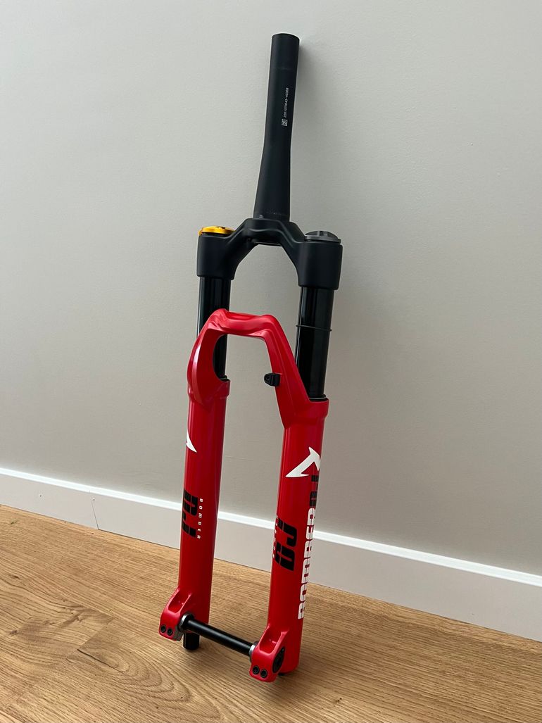 Used Marzocchi Bomber DJ Fork bike — image 2 of 12