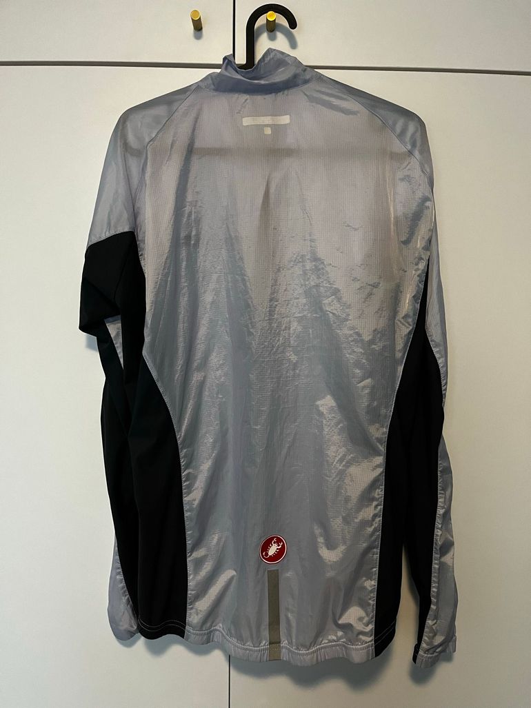 Used Castelli Wind Jacket bike — image 3 of 4