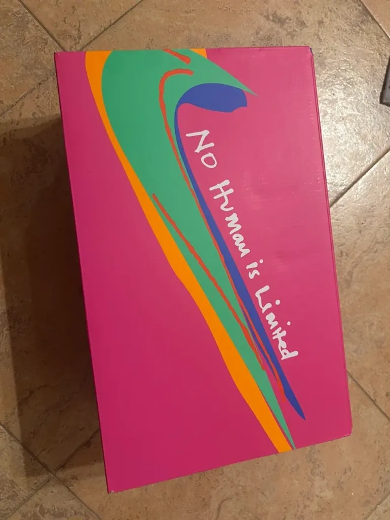 Used Nike ZoomX Vaporfly Next% 4EK bike — image 5 of 6