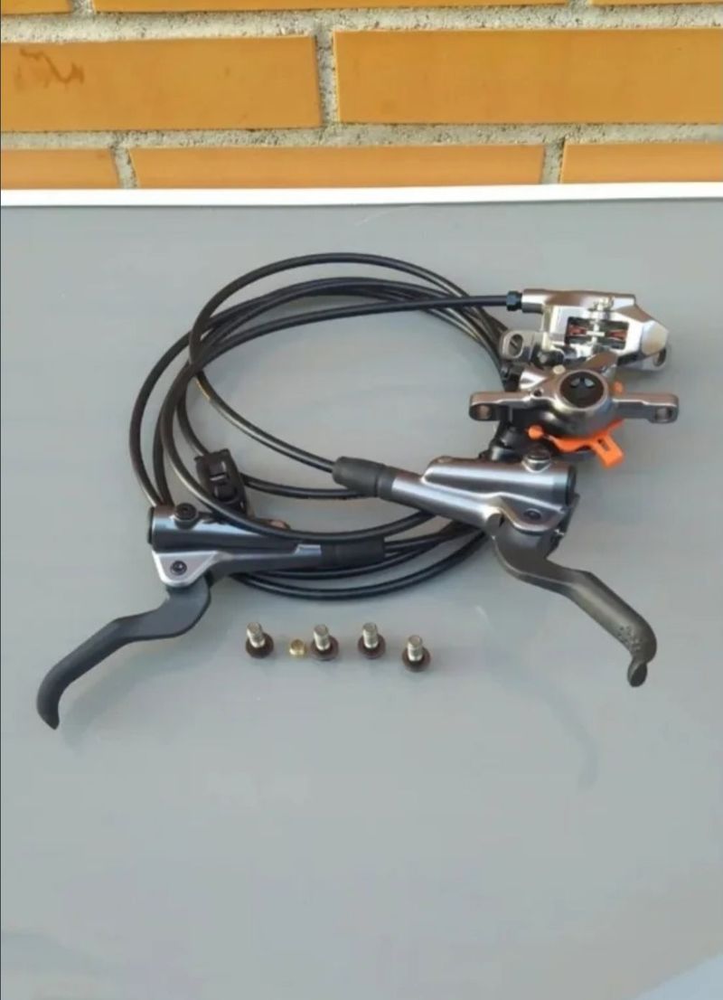 Used Shimano XTR M9100 Disc Brakes Brakes