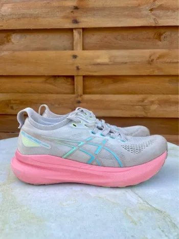Asics Gel Kayano 31 bike d'occasion — image 2 sur 6