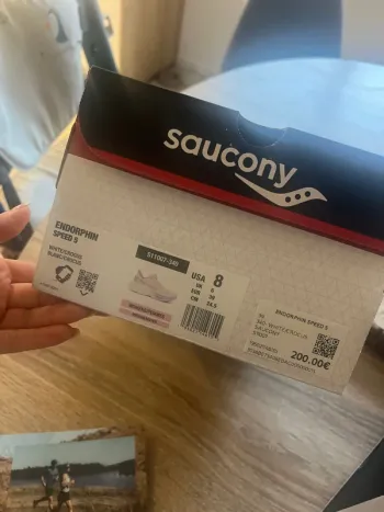 Saucony Endorphin Speed 5 bike d'occasion — image 2 sur 3