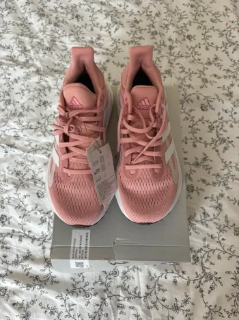 Tweedehands Adidas Solar Glide 4 Running Shoes