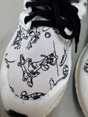 Adidas Ultra Boost Disney Goofy bike d'occasion — image 14 sur 14