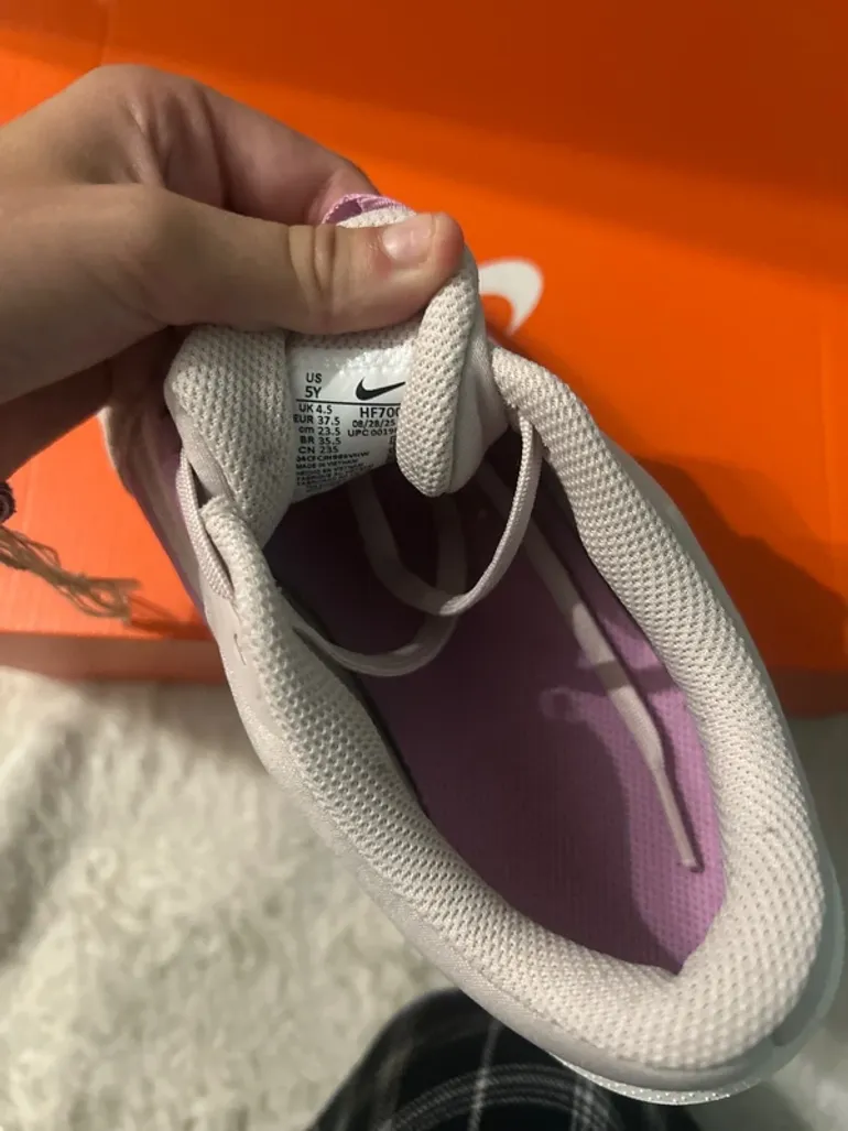 Nike Chaussures bike usato — immagine 3 di 5