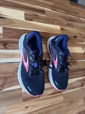 Brooks Running Shoes Running Shoes usato