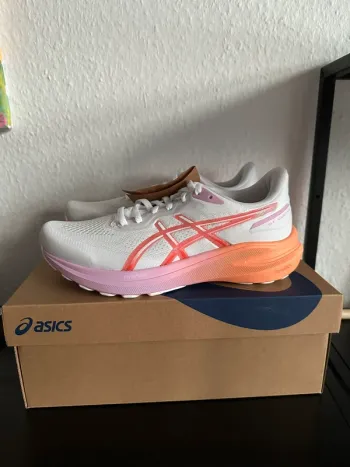 Used Asics GT-1000 13 Running Shoes