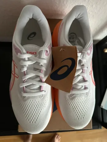 Used Asics GT-1000 13 bike — image 3 of 4