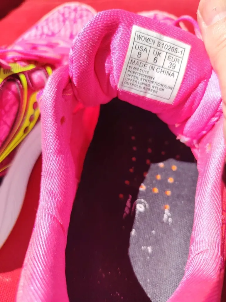 Used Saucony Running Shoes bike — image 6 of 7