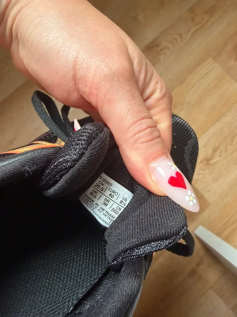 Used Asics GT-1000 14 bike — image 6 of 6