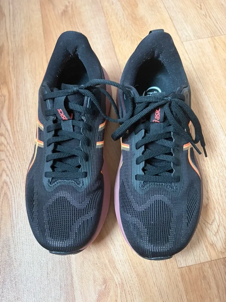 Used Asics GT-1000 14 bike — image 2 of 6