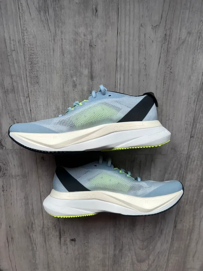 Adidas Adizero Boston 12 bike d'occasion — image 4 sur 11