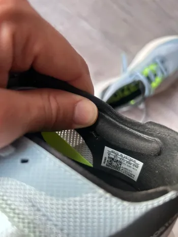 Adidas Adizero Boston 12 bike d'occasion — image 11 sur 11