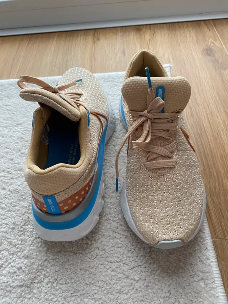 Used Nike React Infinity Run Flyknit 3 bike — image 6 of 11