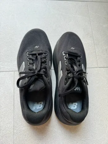 Used New Balance Fresh Foam X 860v15 bike — image 11 of 15