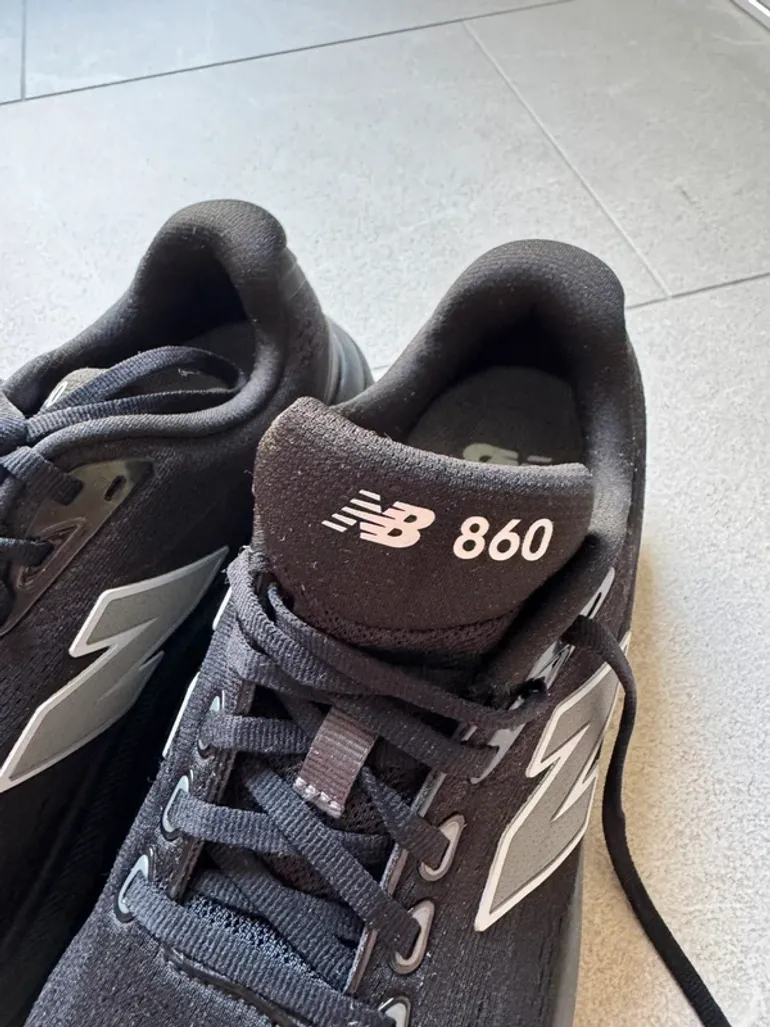 Used New Balance Fresh Foam X 860v15 bike — image 15 of 15
