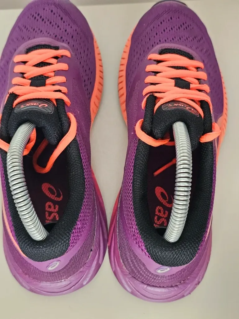 Used Asics FuzeX Lyte bike — image 6 of 11
