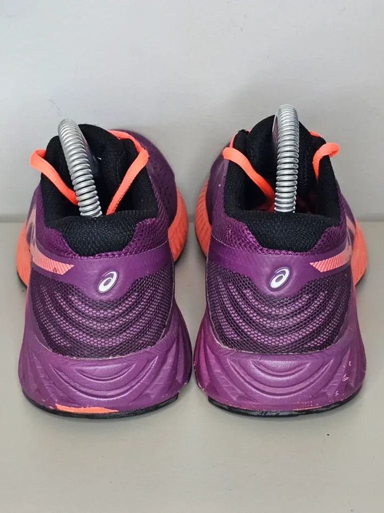 Used Asics FuzeX Lyte bike — image 7 of 11
