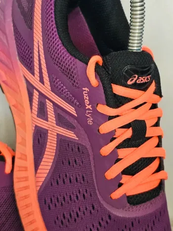 Used Asics FuzeX Lyte bike — image 11 of 11